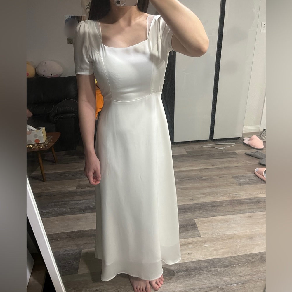 Simple wedding dress. Size 6. Ankle length. From etsy personal seller
